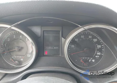 2011 Jeep Grand Cherokee Limited z USA, uszkodzony, nr VIN 1J4RR5GTXBC519319